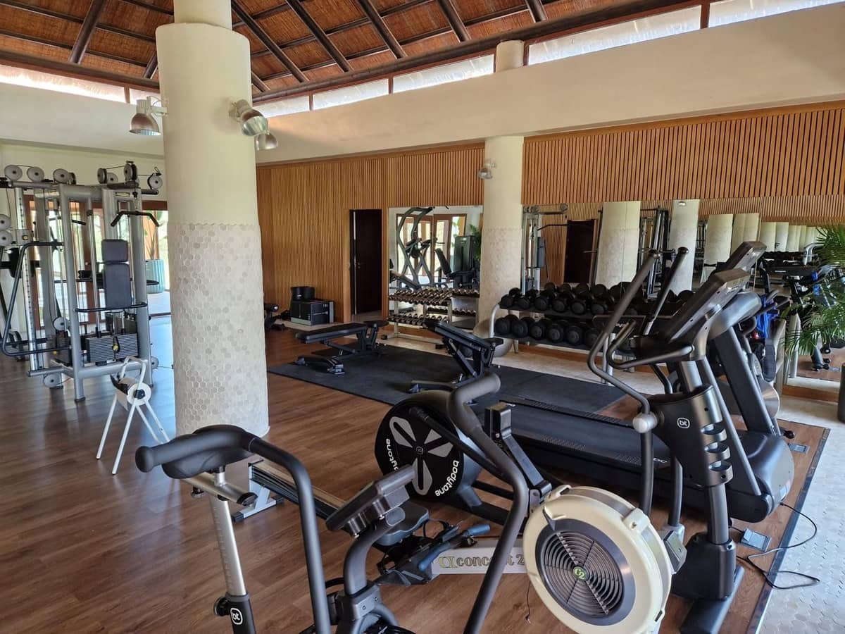 2 bedroom Apartment for sale in Benahavis with pool garage - € 549,500 (Ref: 9974076)