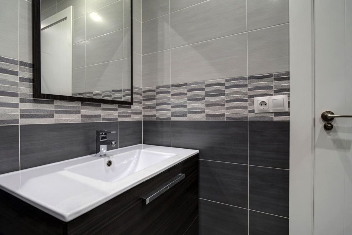 Apartamento de 4 habitaciones en Marbella en venta con piscina - 557.000 € (Ref: 9974077)
