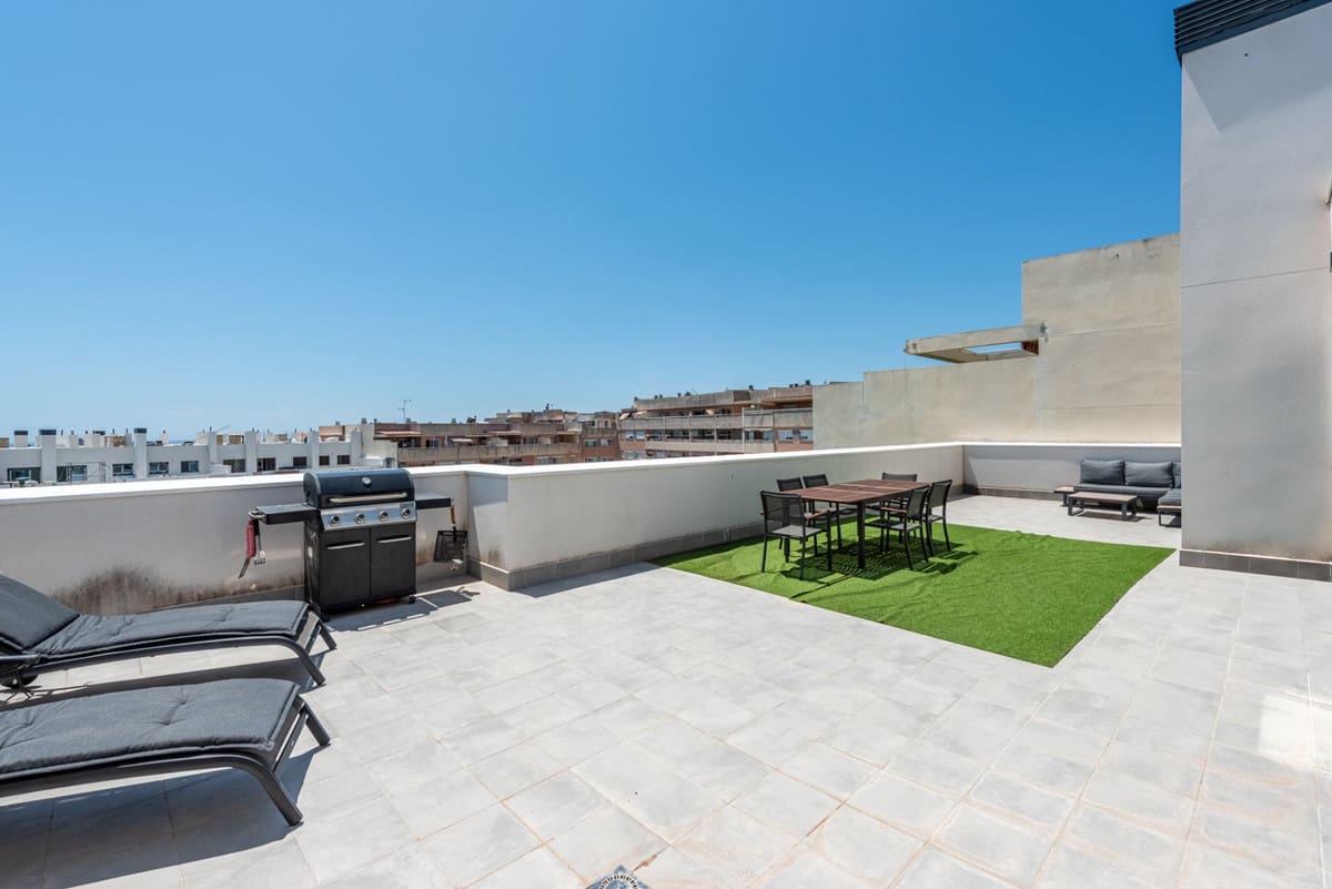3 soveværelse Lejlighed til salg i Las Lagunas de Mijas med swimmingpool - € 569.000 (Ref: 9974079)