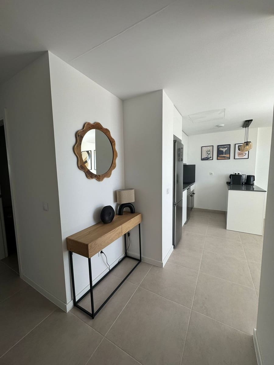 Apartamento de 2 habitaciones en Estepona en venta con piscina - 525.000 € (Ref: 9974082)