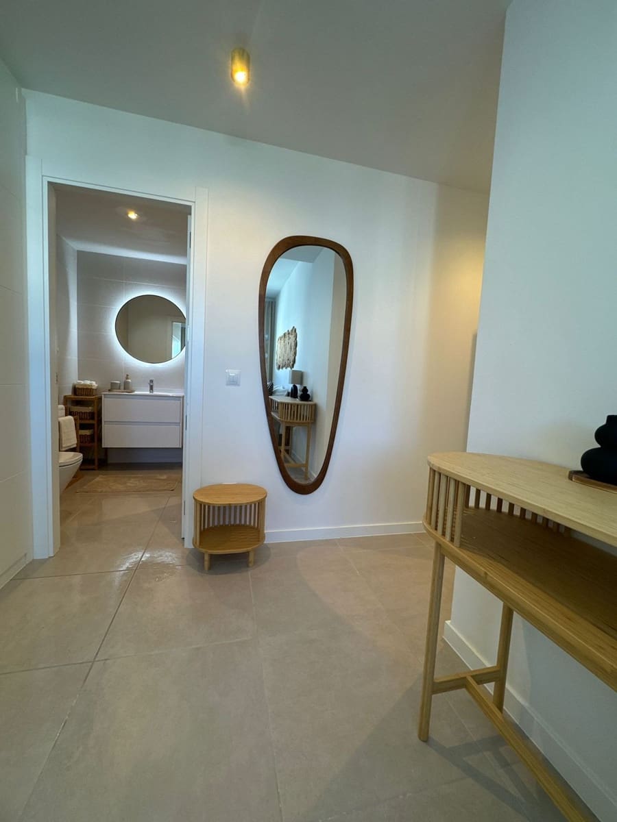 Apartamento de 2 habitaciones en Estepona en venta con piscina - 525.000 € (Ref: 9974082)
