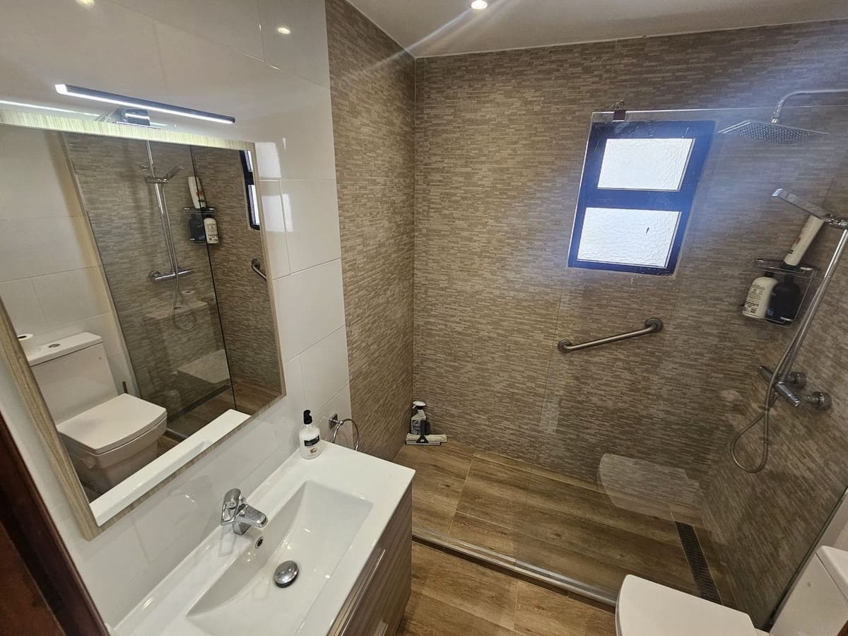3 bedroom Apartment for sale in Riviera del Sol with pool - € 499,000 (Ref: 9974083)