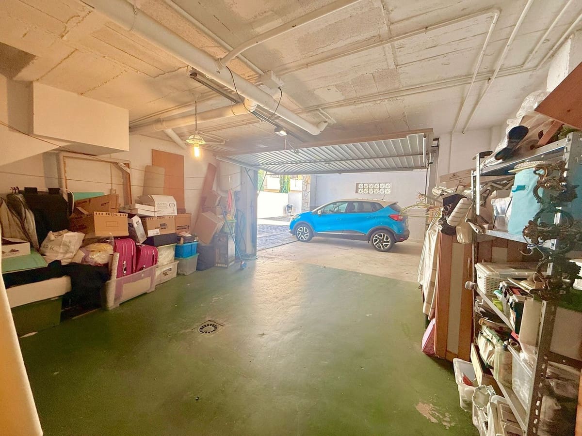3 slaapkamer Halfvrijstaande villa te koop in Fuengirola met zwembad garage - € 499.000 (Ref: 9974085)