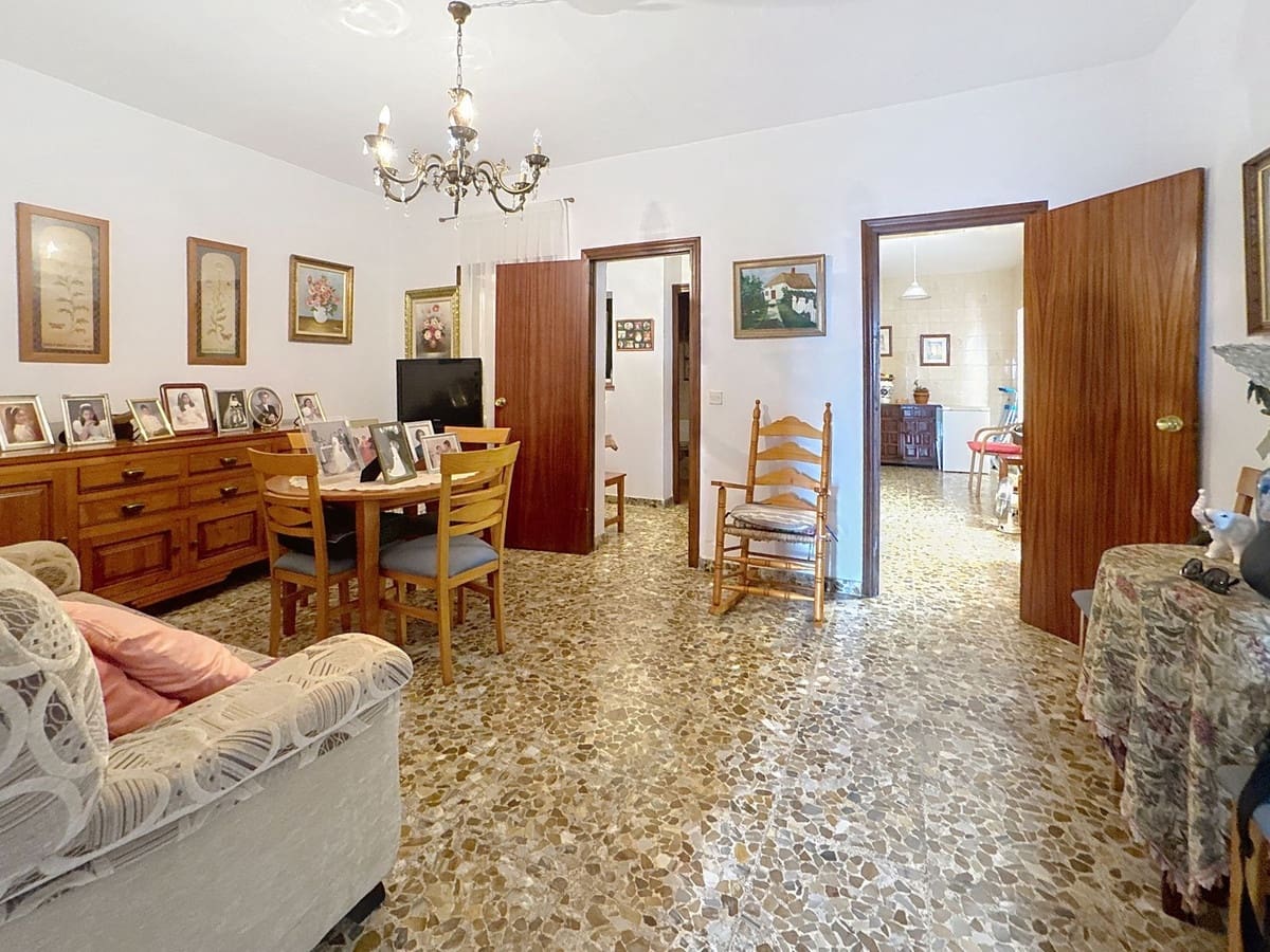 5 soverom Hus til salgs i Estepona - € 552 000 (Ref: 9974087)