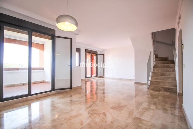 3 Zimmer Apartment zu verkaufen in Buenas Noches, Estepona mit Pool - 424.990 € (Ref: 9974088)