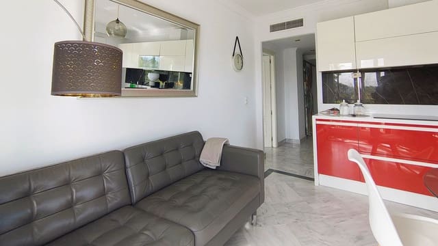 4 soveværelse Lejlighed til salg i Nueva Andalucia, Marbella med swimmingpool - € 514.000 (Ref: 9974089)