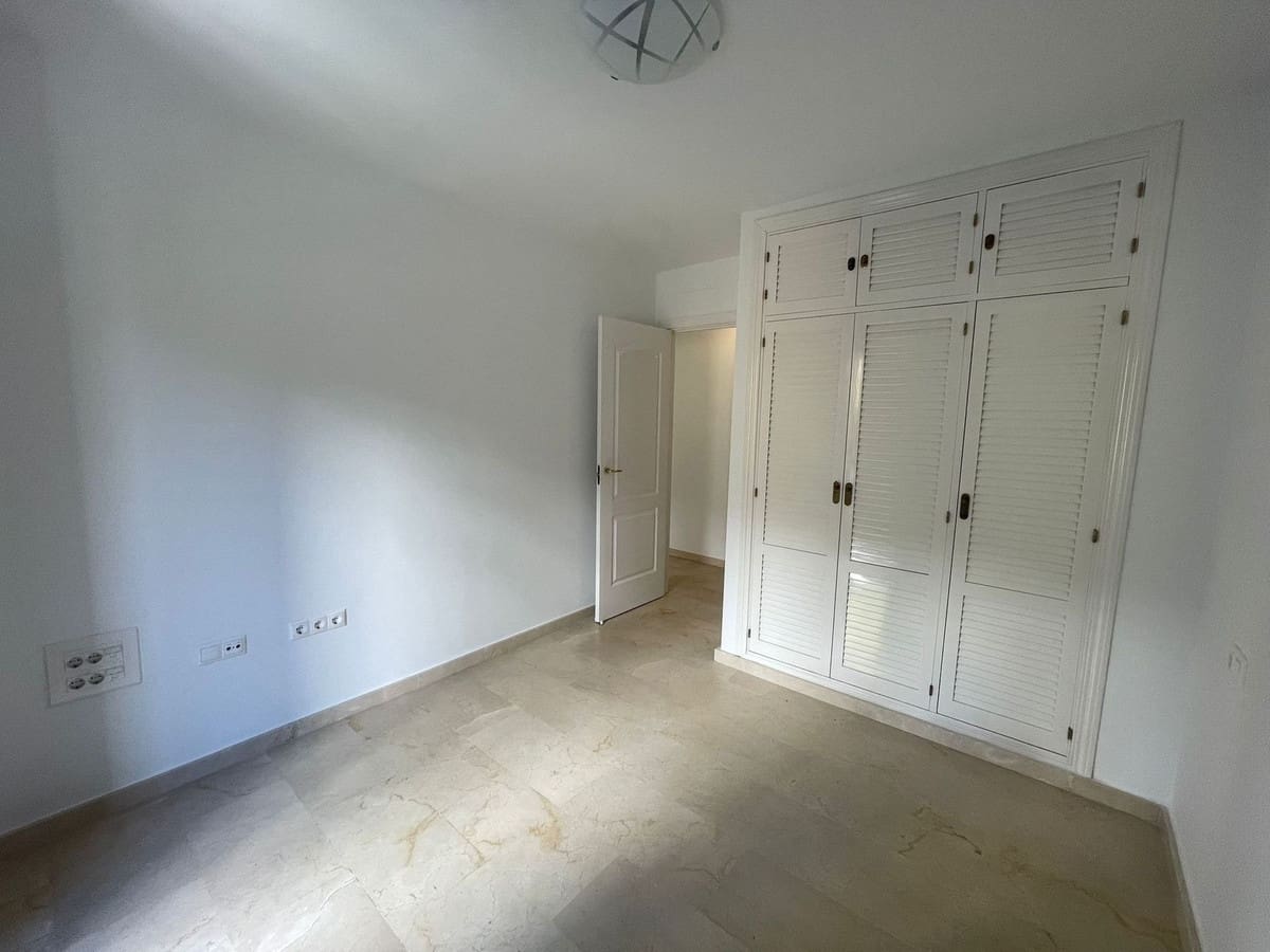 3 bedroom Semi-detached Villa for sale in Manilva with pool garage - € 560,000 (Ref: 9974091)