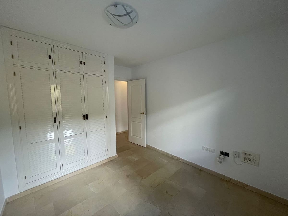 3 bedroom Semi-detached Villa for sale in Manilva with pool garage - € 560,000 (Ref: 9974091)
