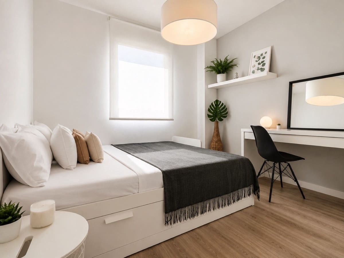 3 soverom Leilighet til salgs i Nueva Andalucia med svømmebasseng garasje - € 499 000 (Ref: 9974093)