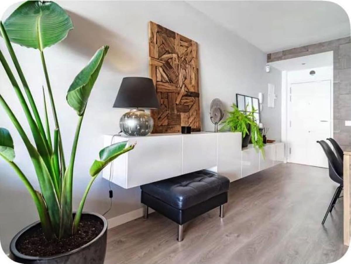 3 soverom Leilighet til salgs i Nueva Andalucia med svømmebasseng garasje - € 499 000 (Ref: 9974093)