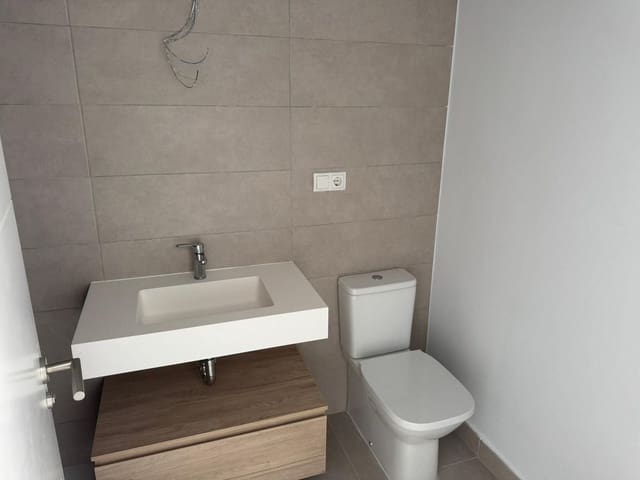 2 bedroom Apartment for sale in Estepona with pool garage - € 510,000 (Ref: 9974096)