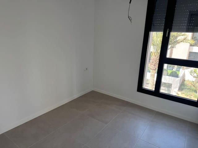 2 bedroom Apartment for sale in Estepona with pool garage - € 510,000 (Ref: 9974096)