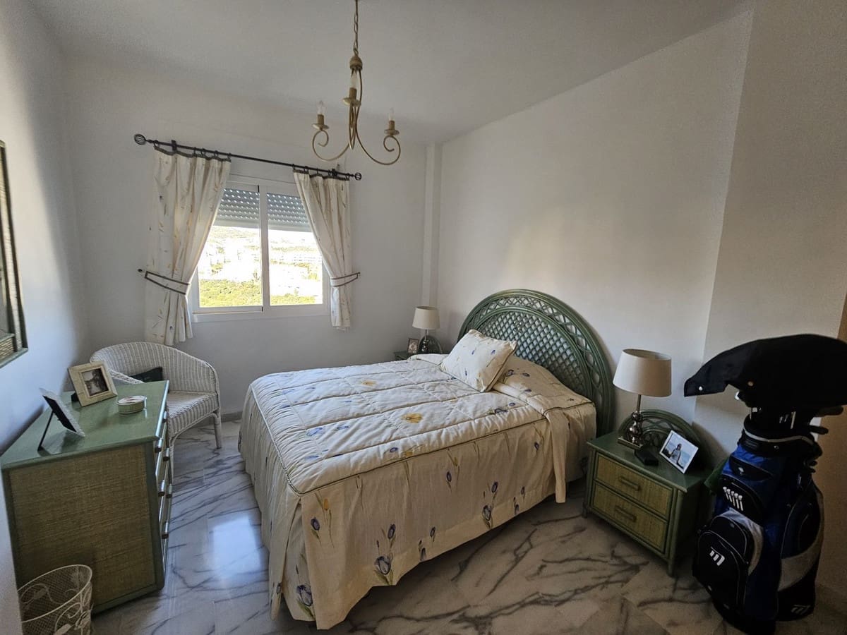 3 makuuhuone Huoneisto myytävänä paikassa Miraflores mukana uima-altaan - 495 000 € (Ref: 9974097)