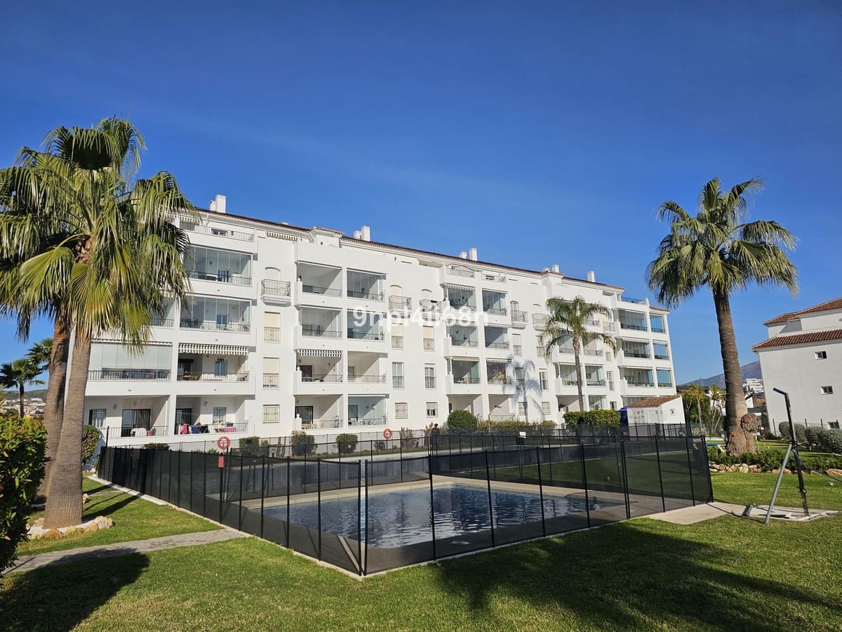 3 sypialnia Apartament na sprzedaż w Miraflores z basenem - 450 000 € (Ref: 9974097)