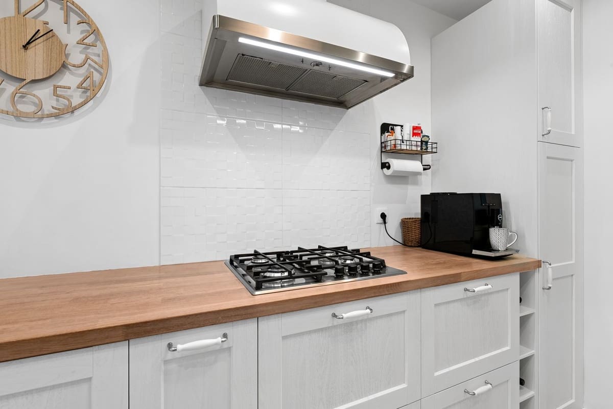 3 sovrum Lägenhet till salu i Estepona med pool garage - 545 000 € (Ref: 9974098)