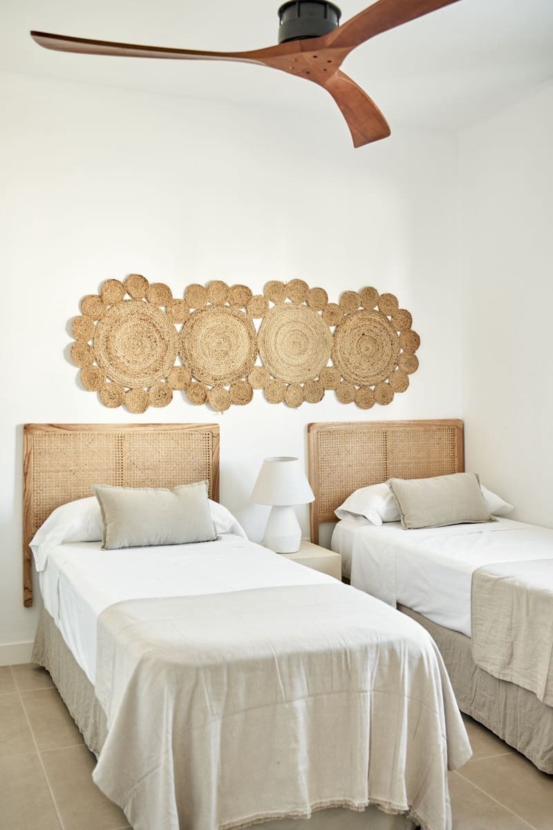 Casa de 3 habitaciones en El Paraiso en venta con piscina - 549.000 € (Ref: 9974099)