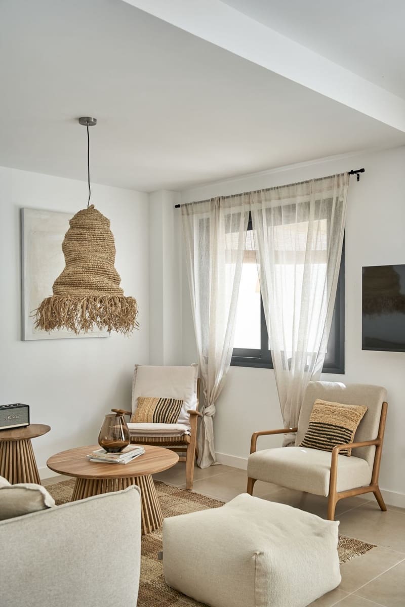 Casa de 3 habitaciones en El Paraiso en venta con piscina - 549.000 € (Ref: 9974099)