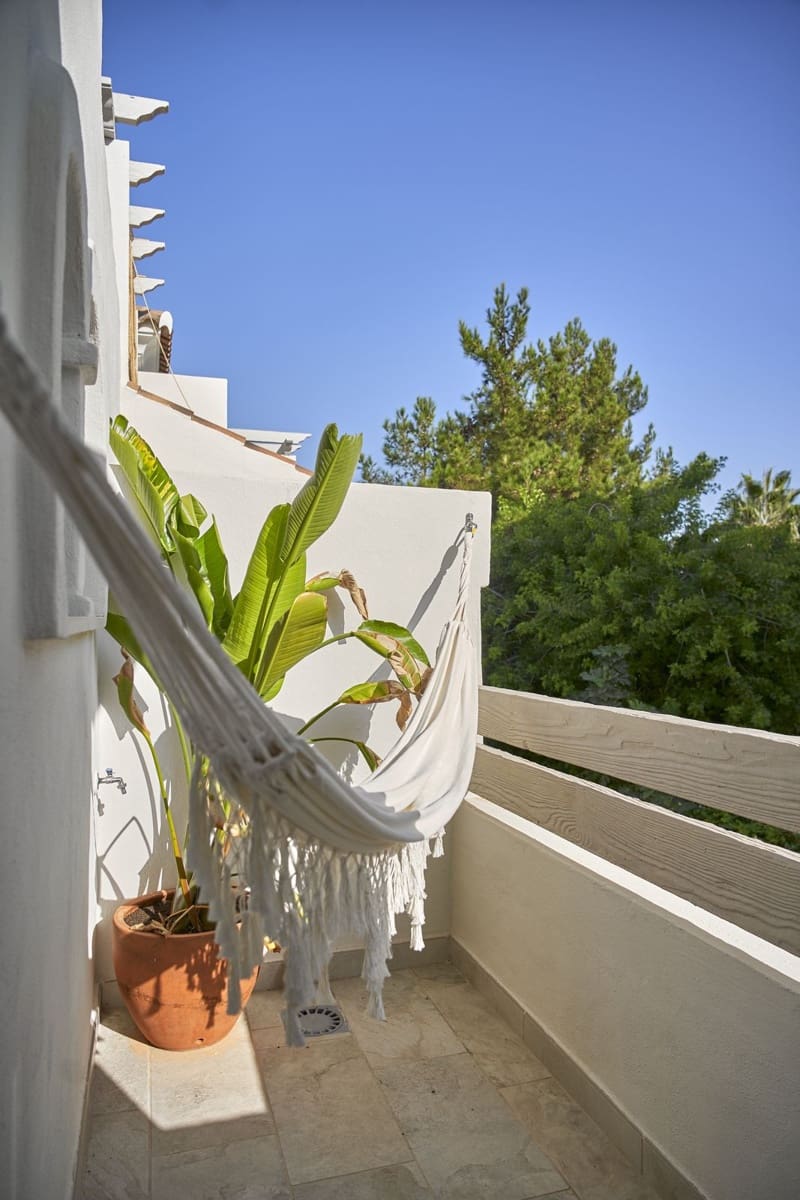 Casa de 3 habitaciones en El Paraiso en venta con piscina - 549.000 € (Ref: 9974099)