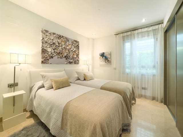 2 soveværelse Lejlighed til salg i La Cala Golf, Mijas med swimmingpool - € 515.000 (Ref: 9974100)