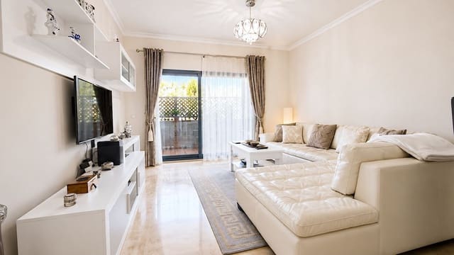 2 soverom Leilighet til salgs i San Pedro de Alcantara, Marbella med svømmebasseng - € 525 000 (Ref: 9974103)