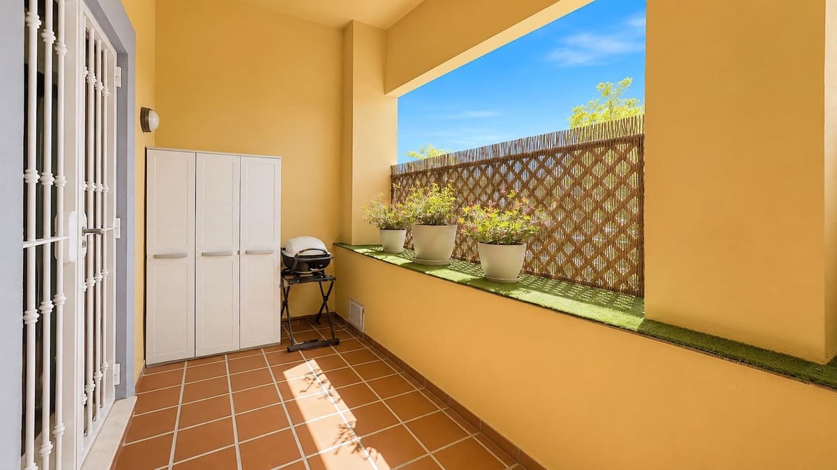 2 soverom Leilighet til salgs i San Pedro de Alcantara med svømmebasseng - € 525 000 (Ref: 9974103)