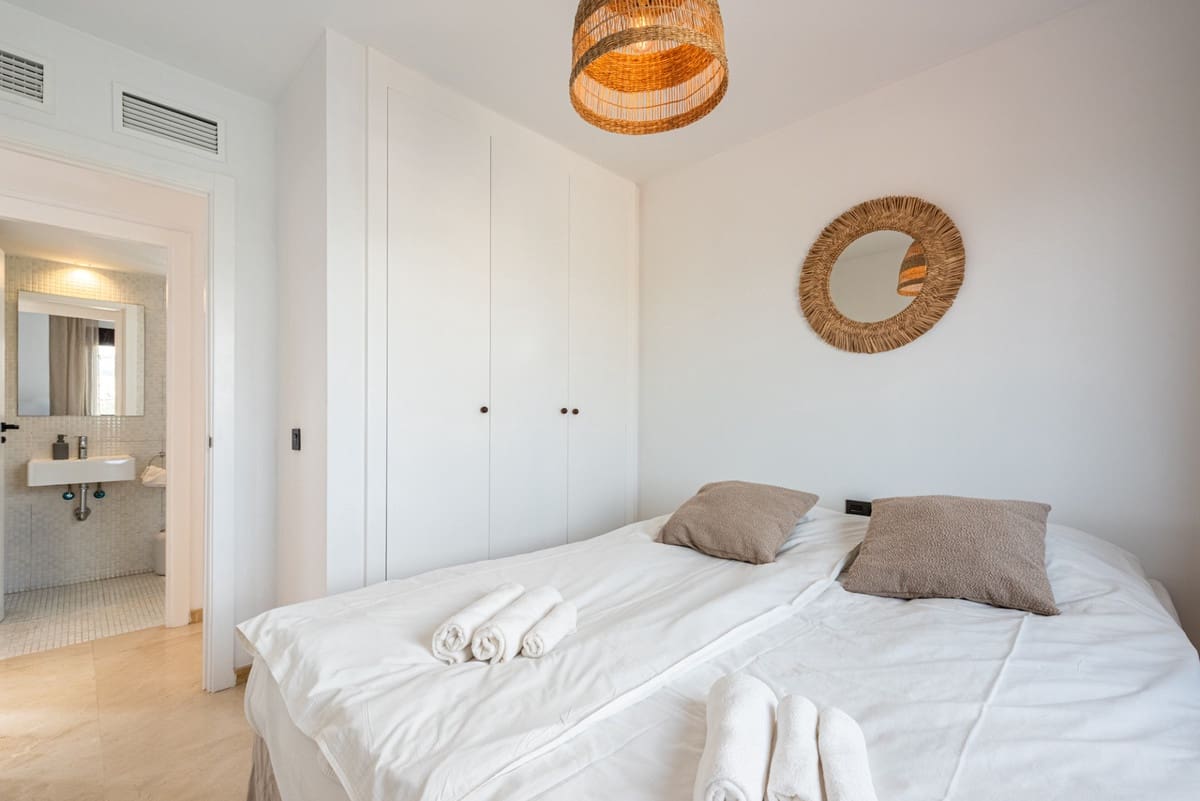 2 soverom Leilighet til salgs i La Cala de Mijas med svømmebasseng - € 499 000 (Ref: 9974105)