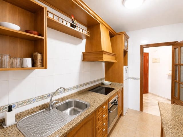 2 soveværelse Lejlighed til salg i Torremolinos med swimmingpool - € 532.000 (Ref: 9974106)