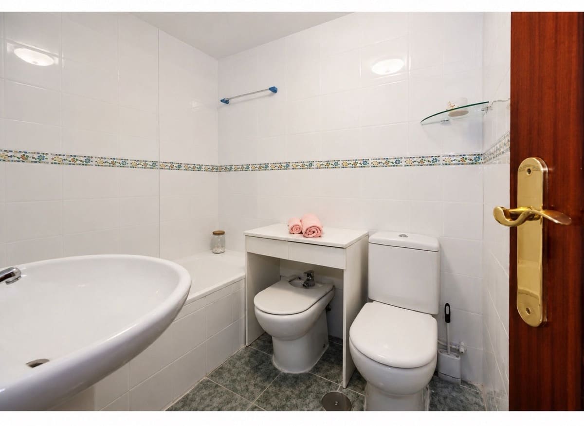 3 soveværelse Lejlighed til salg i New Golden Mile med swimmingpool garage - € 529.000 (Ref: 9974107)