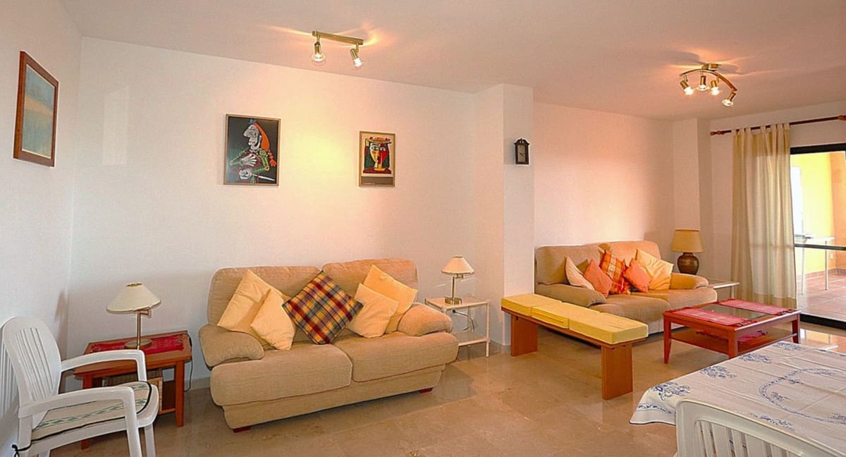 3 soverom Leilighet til salgs i New Golden Mile med svømmebasseng - € 495 000 (Ref: 9974109)