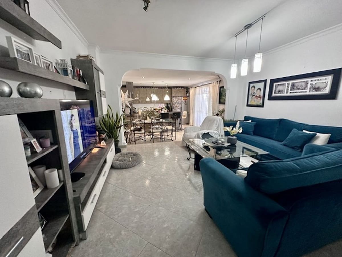 4 soveværelse Lejlighed til salg i San Pedro de Alcantara - € 490.000 (Ref: 9974111)