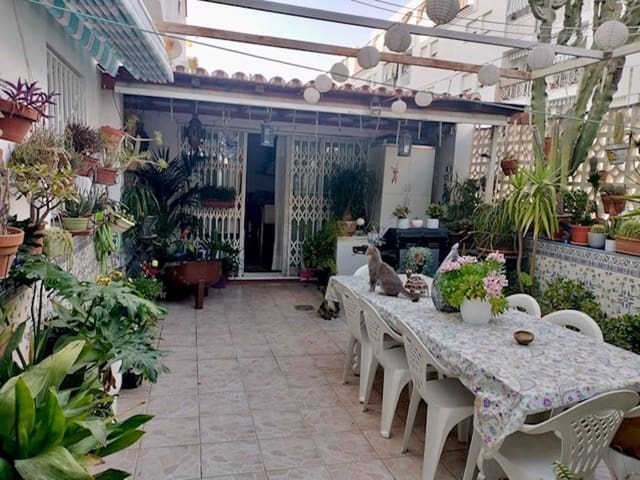 4 soveværelse Lejlighed til salg i San Pedro de Alcantara, Marbella - € 490.000 (Ref: 9974111)