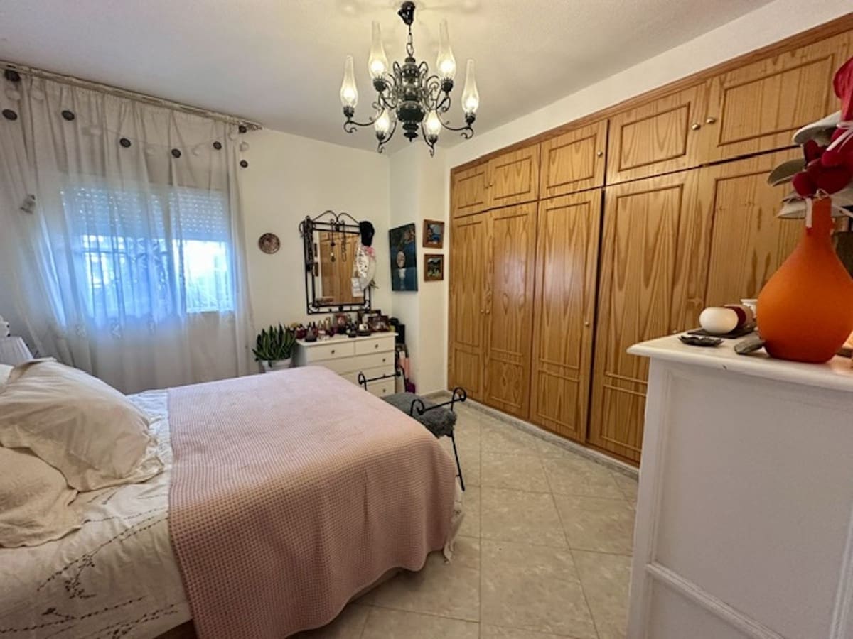 4 soveværelse Lejlighed til salg i San Pedro de Alcantara - € 490.000 (Ref: 9974111)