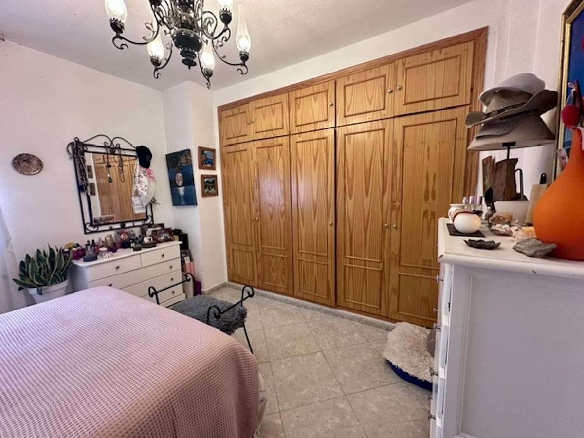 4 soveværelse Lejlighed til salg i San Pedro de Alcantara - € 490.000 (Ref: 9974111)