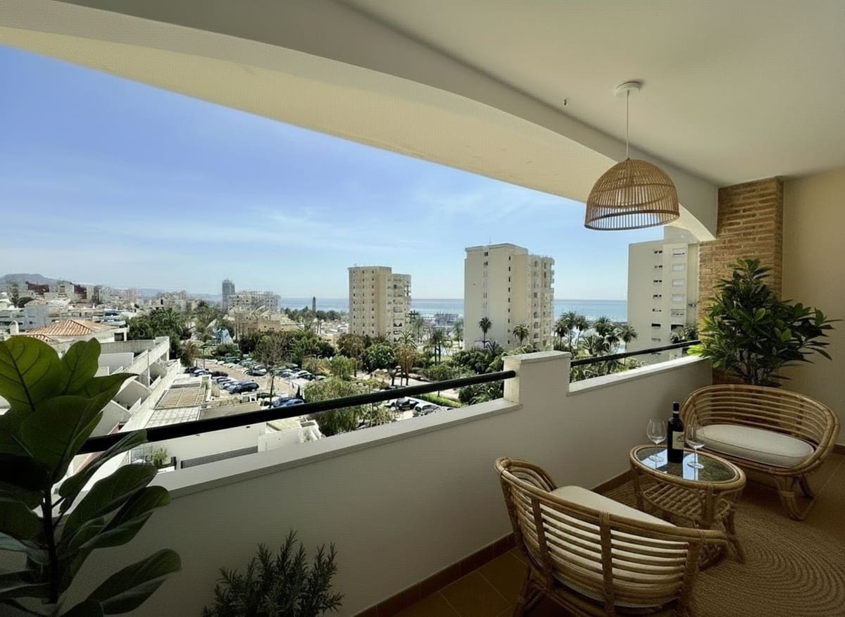 3 soveværelse Lejlighed til salg i Estepona - € 495.000 (Ref: 9974112)