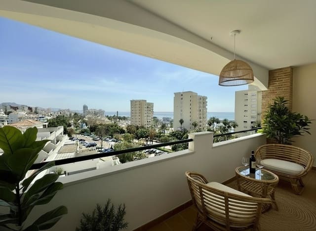 3 soveværelse Lejlighed til salg i Puerto de Estepona, Estepona - € 495.000 (Ref: 9974112)