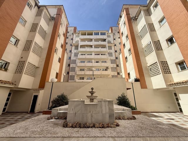 3 soveværelse Lejlighed til salg i Puerto de Estepona, Estepona - € 495.000 (Ref: 9974112)