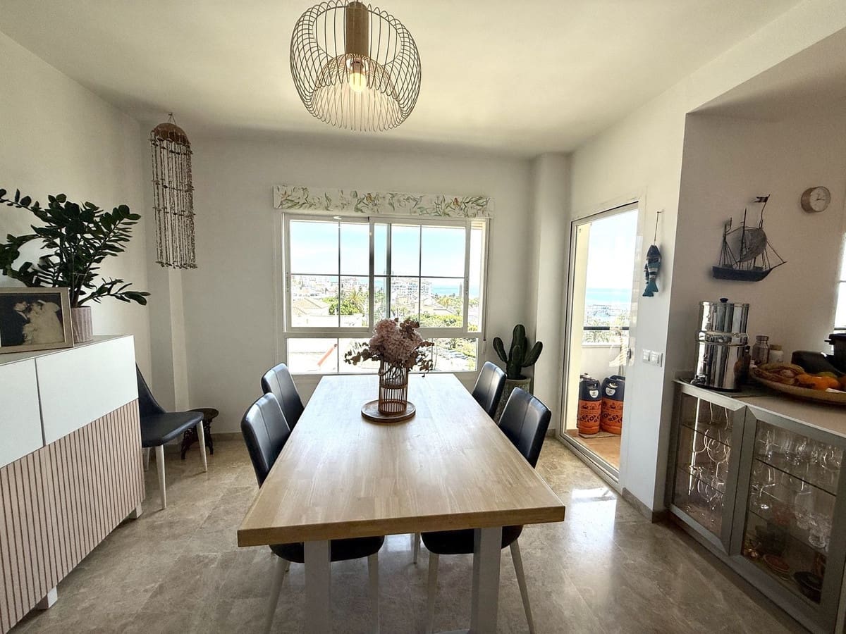 3 soveværelse Lejlighed til salg i Estepona - € 495.000 (Ref: 9974112)