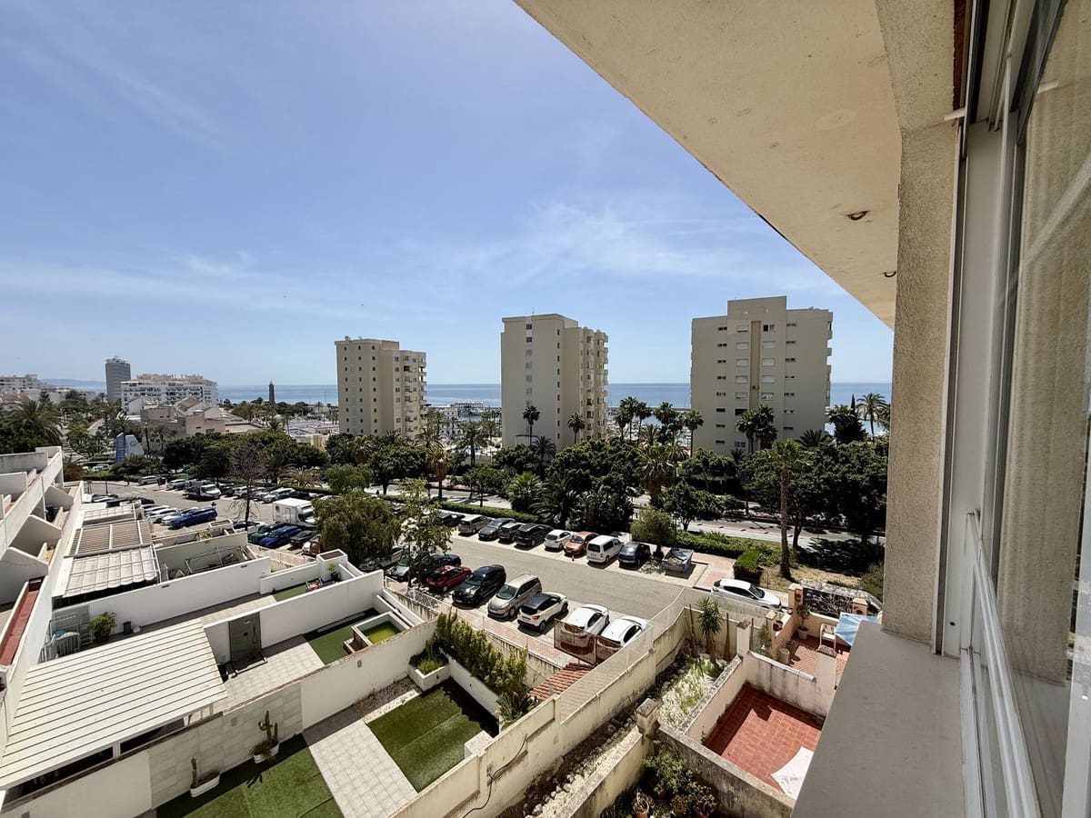 3 soveværelse Lejlighed til salg i Estepona - € 495.000 (Ref: 9974112)