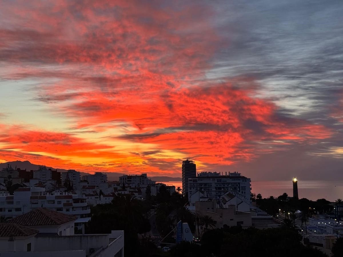 3 soveværelse Lejlighed til salg i Estepona - € 495.000 (Ref: 9974112)