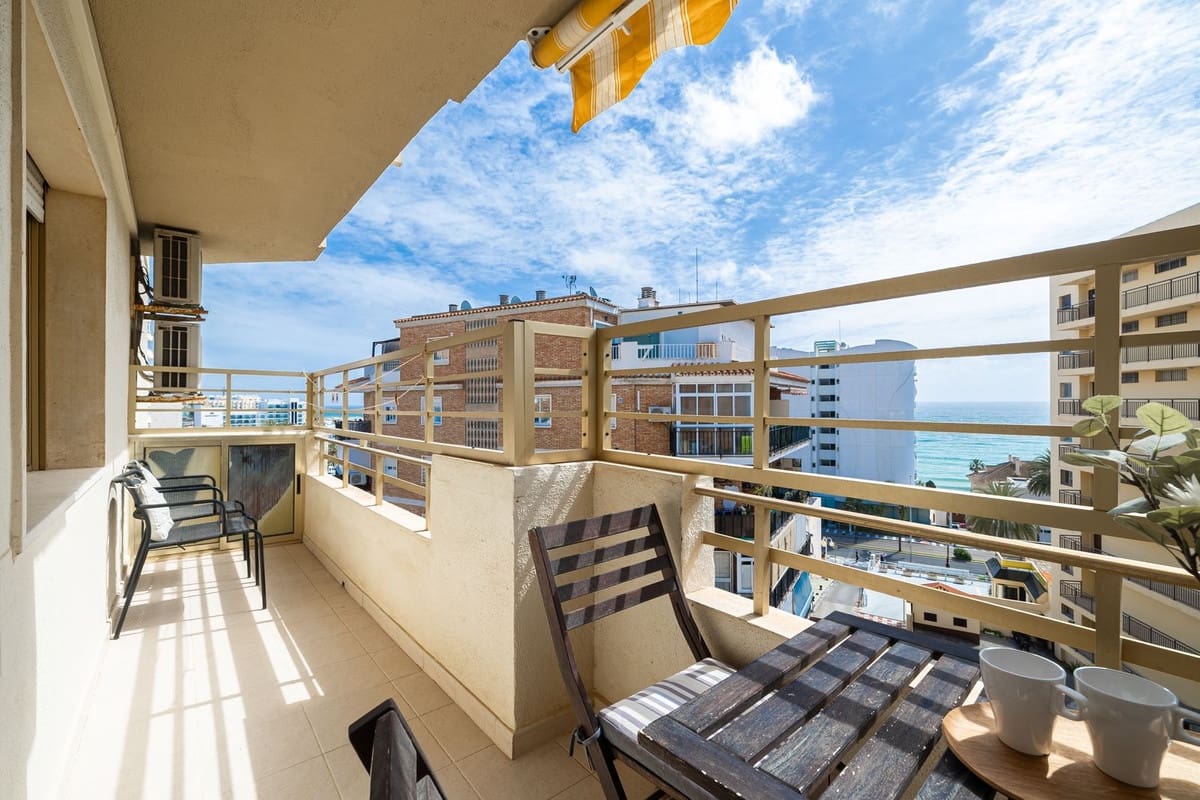 3 soveværelse Lejlighed til salg i Benalmadena Costa med swimmingpool garage - € 399.000 (Ref: 9974115)