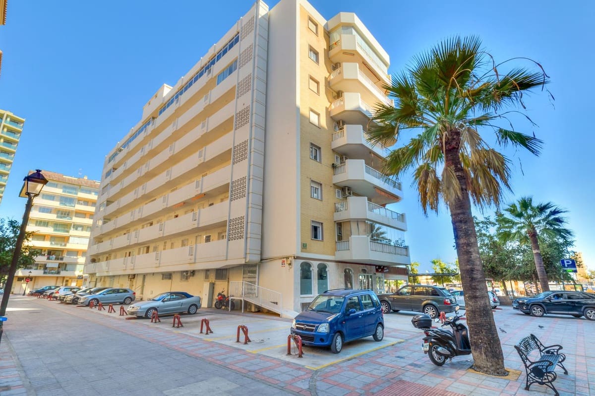 Apartamento de 2 habitaciones en Fuengirola en venta - 570.000 € (Ref: 9974116)