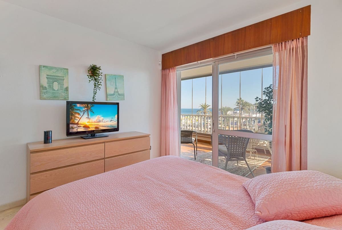 Apartamento de 2 habitaciones en Fuengirola en venta - 570.000 € (Ref: 9974116)