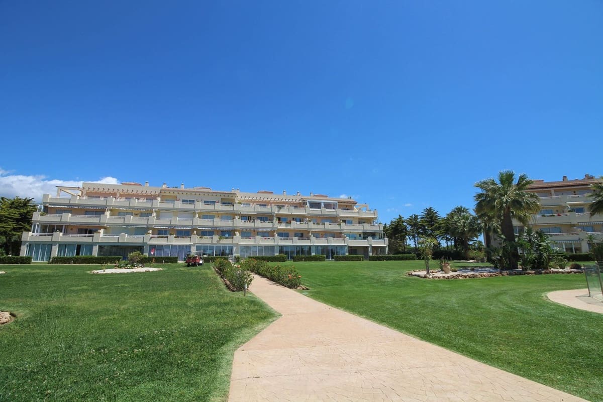 Apartamento de 3 habitaciones en La Cala de Mijas en venta con piscina - 550.000 € (Ref: 9974117)