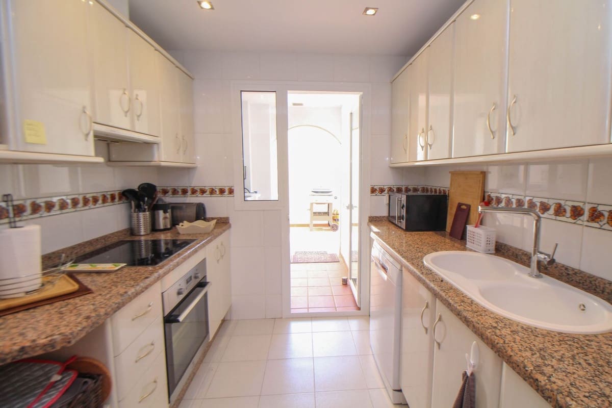 Apartamento de 3 habitaciones en La Cala de Mijas en venta con piscina - 550.000 € (Ref: 9974117)