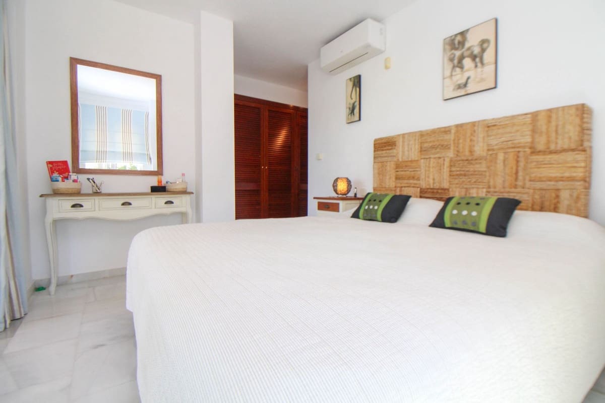 Apartamento de 3 habitaciones en La Cala de Mijas en venta con piscina - 550.000 € (Ref: 9974117)
