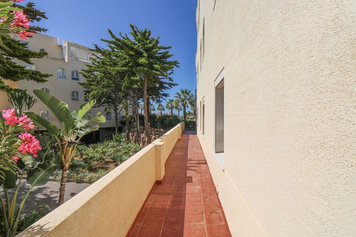 Apartamento de 3 habitaciones en La Cala de Mijas en venta con piscina - 550.000 € (Ref: 9974117)