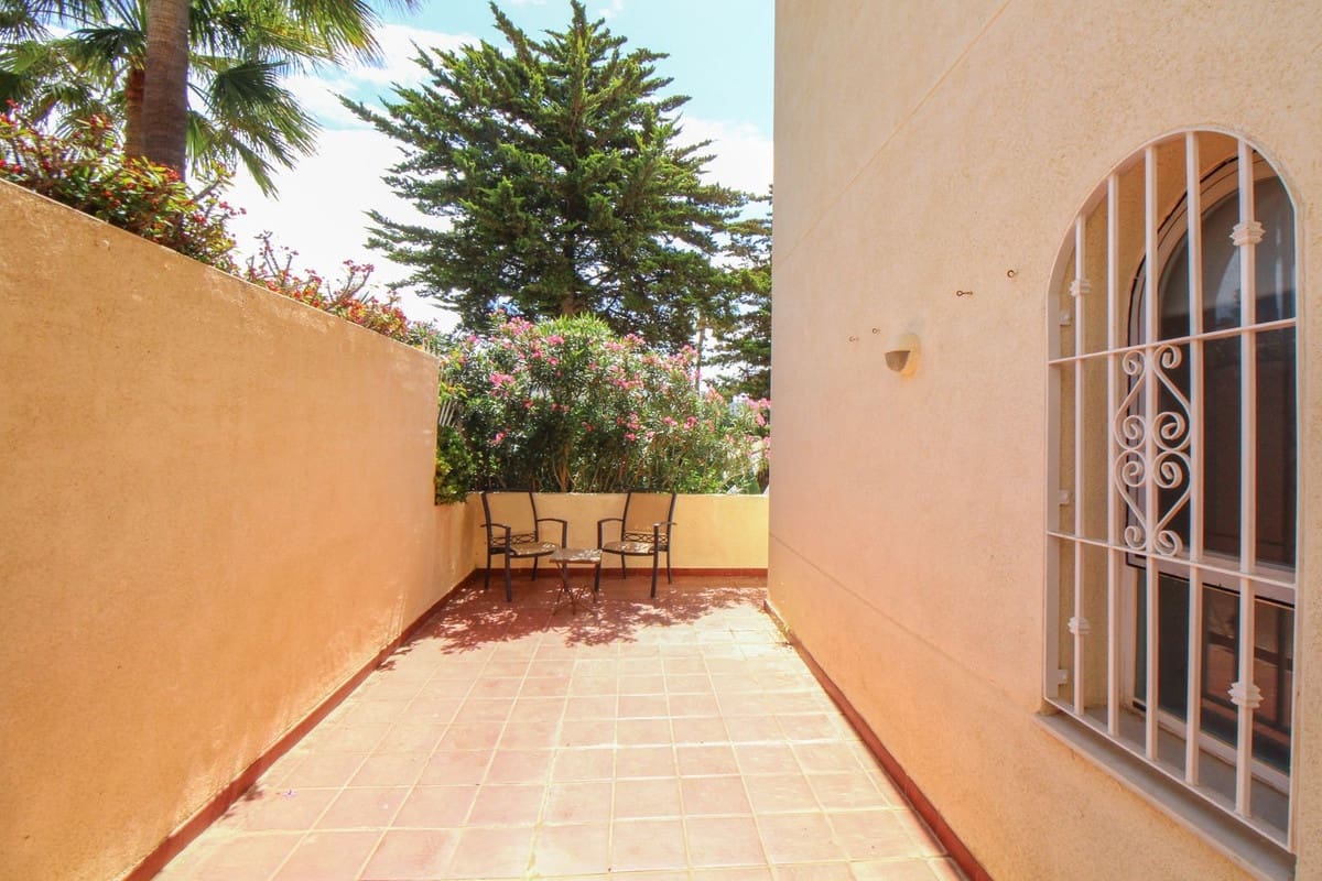 Apartamento de 3 habitaciones en La Cala de Mijas en venta con piscina - 550.000 € (Ref: 9974117)
