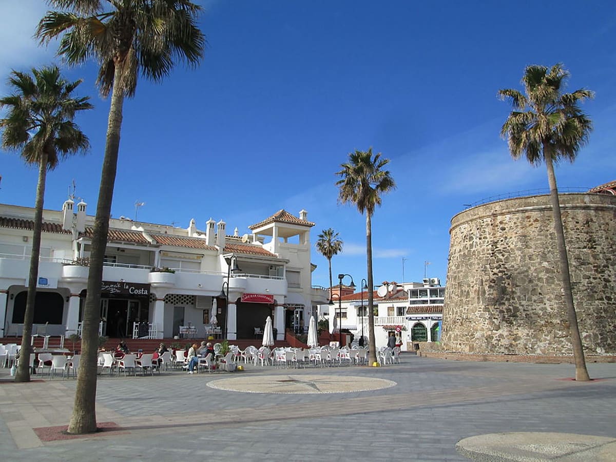 2 soverom Leilighet til salgs i La Cala de Mijas med svømmebasseng garasje - € 560 000 (Ref: 9974118)