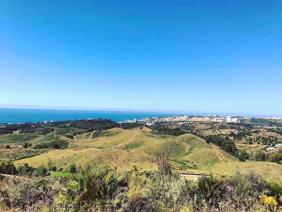 2 soverom Leilighet til salgs i La Cala de Mijas med svømmebasseng garasje - € 560 000 (Ref: 9974118)