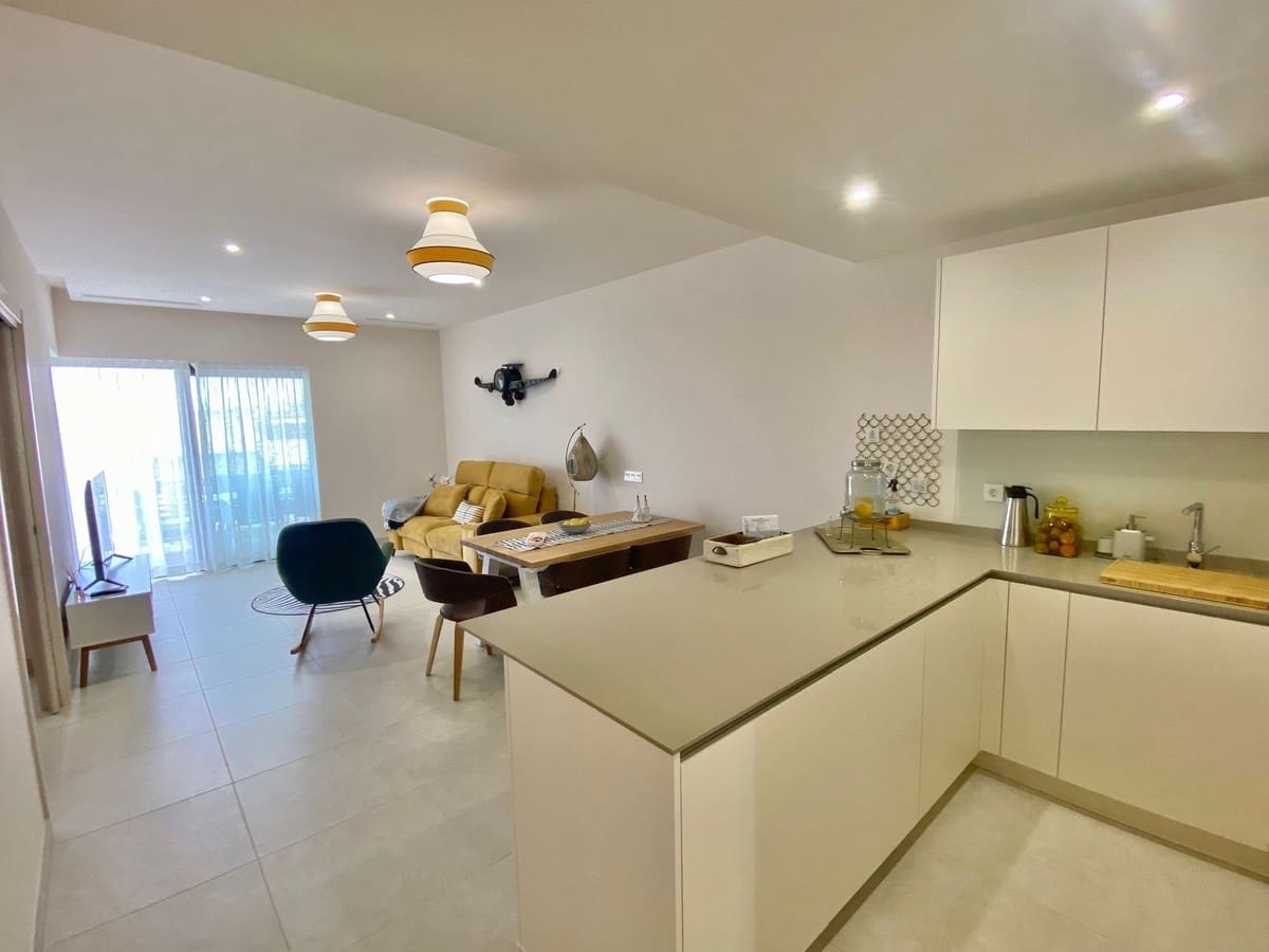 2 soverom Leilighet til salgs i La Cala de Mijas med svømmebasseng garasje - € 560 000 (Ref: 9974118)